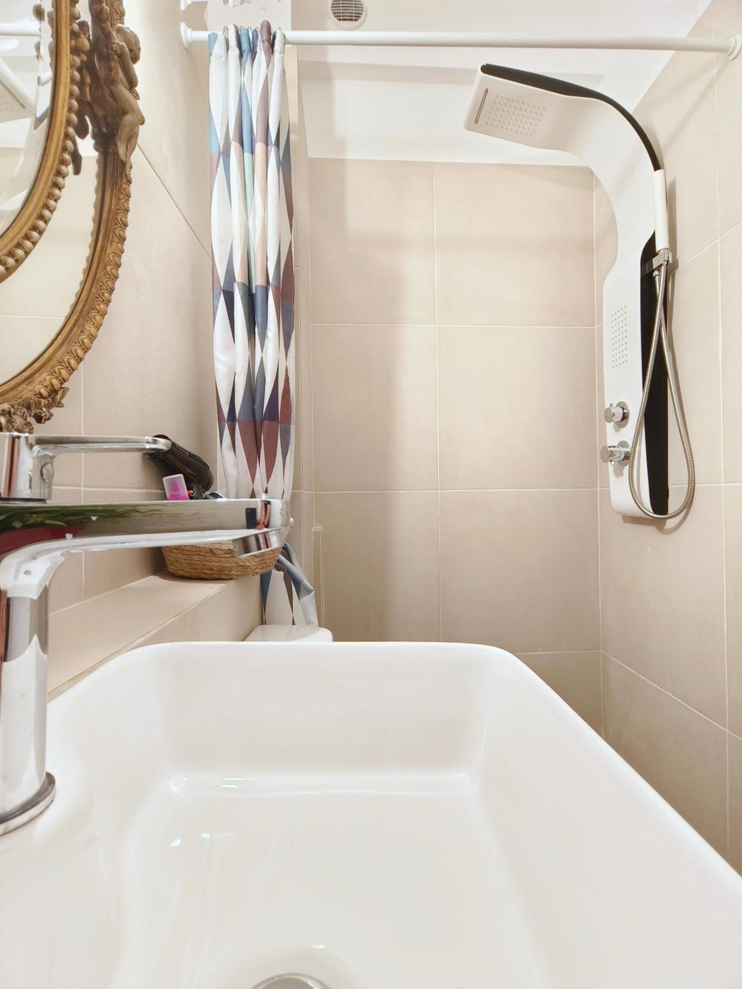 Athens Vibe In Historic Center Apartment Ngoại thất bức ảnh